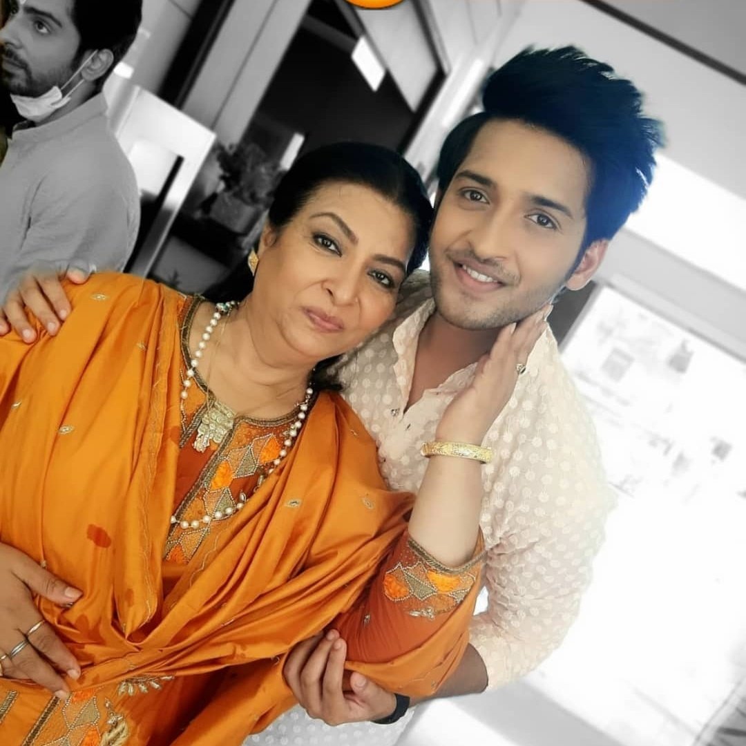 Dadi (Parody_Dadi) Twitter