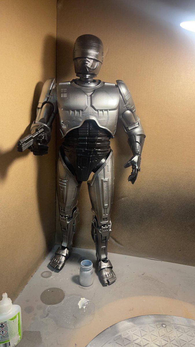 3DFilaPrint's tweet photo. #PubLandlord Dean is at it again! This time #3Dprinting a #Robocop #model!

''Dead or alive, you're coming with me!''

https://t.co/6Zt34amx2q

#3DPrinting #3DPrint #3DDesign #3DIndustry #3DFilaPrint #3DBusiness #3DEngineering #3DPrinter #Resin #PLA  #LinkInBio https://t.co/KqDOvFvV0U