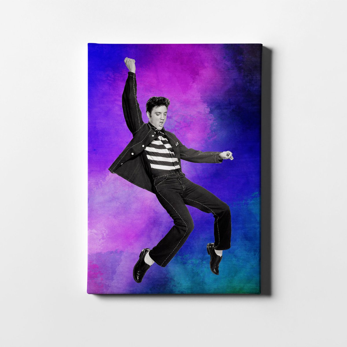 ArtifulStore's tweet photo. The King said once: "I'm not trying to be sexy. It's just my way of expressing myself when I move around".

#artist #canvasart #canvaspainting #homedecor #artwork #office #iconic #king #elvis #elvispresley https://t.co/0njdA990p2