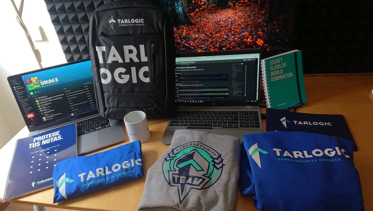 xtormin's tweet photo. Súper detallazos del equipo de @Tarlogic! 😍
Aprovecho para dar las gracias a tod@s l@s compis por la gran acogida que he recibido y lo feliz que soy de estar aquí con este pedazo de equipo 😊
(PD. Ya tengo nueva sudadera fav 😎)
#infosec #tarlogic @TarlogicES https://t.co/e2Nby9uCtX