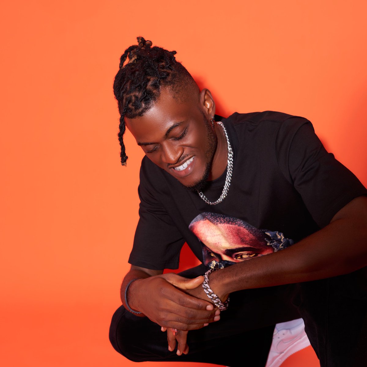 Therealmmzy's tweet photo. I be ur medication ππ take a dose of me β€οΈ
#ascentep
#linkinmybio
Studio @onerpm
Photographed by @visualsbyuche
Styled by @theblacqcitybrand https://t.co/sLhqsnxy8d