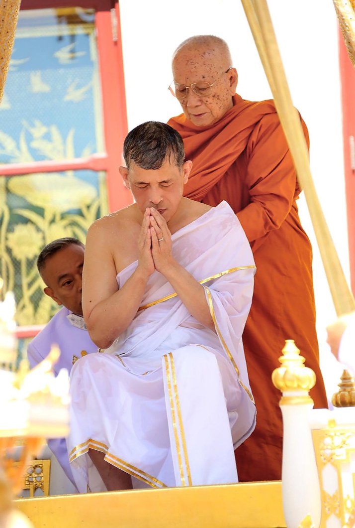 SChomdao's tweet photo. ผมไม่เป็นกลาง ผมอยู่ข้างในหลวง
#สนับสนุน112 https://t.co/Umn72FkxBc