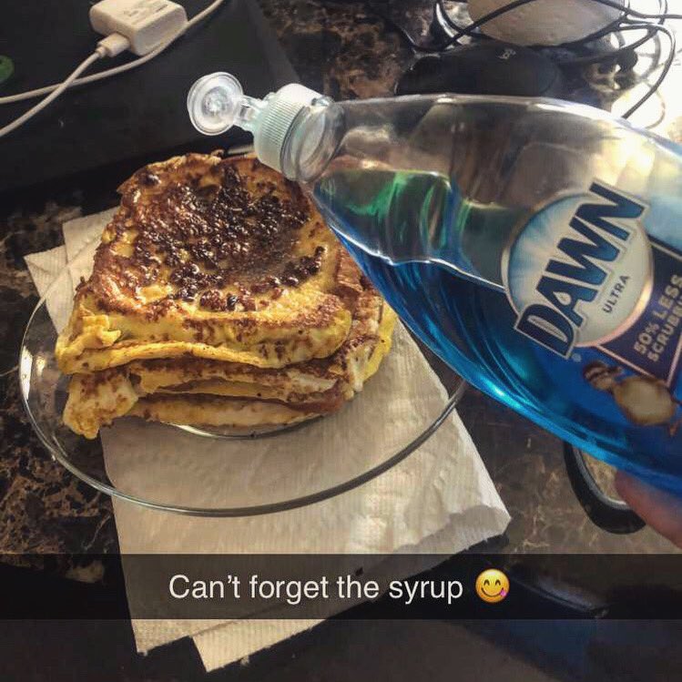 ton_of_brat's tweet photo. 🎶 the most important meal of the day, servin’ it up Gary’s way BOP 🎶 https://t.co/3aEWg6qBh3