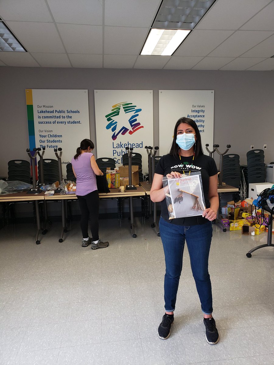 LPS_FNMIed's tweet image. The fabulous Four Directions Graduation Coaches preparing snack and activity kits for incoming Gr8 students&apos; online sessions. Students are meeting w/ the circle of caring adults they will have at their secondary schools. Building #relationships #LPStb #FNMIed