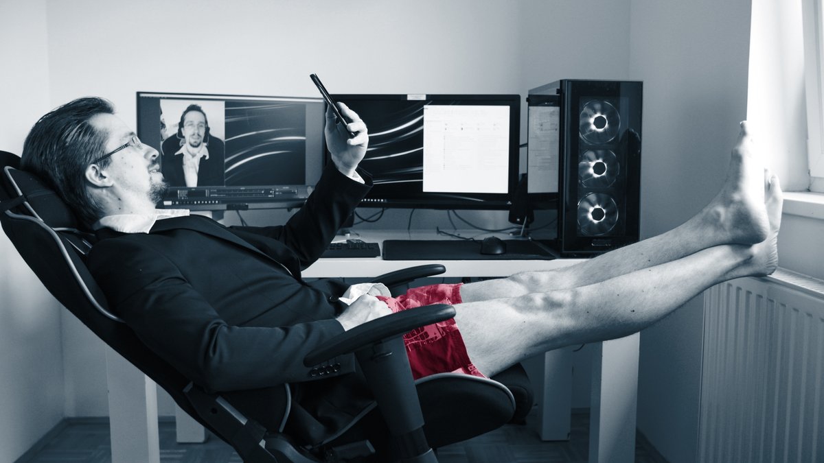 tectonicproserv's tweet photo. With more businesses operating with a blend of office and remote working, maintaining good #communication may seem harder, particularly when it comes to sales and marketing. That is why a robust #salesenablement strategy is now a must! 
https://t.co/ADDDpj3J8B https://t.co/yh8JRwMCHF