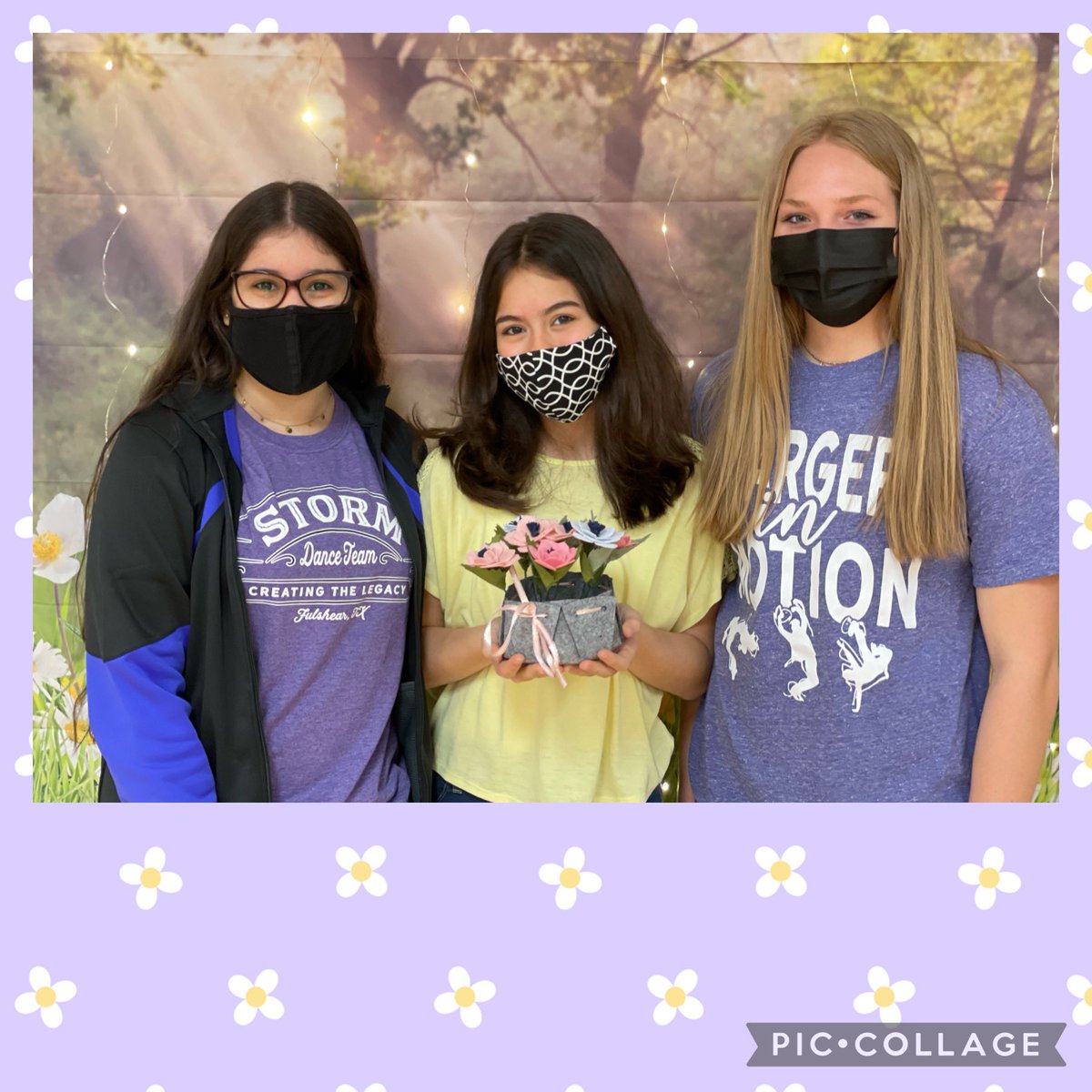 chargerdance16's tweet photo. Two more groups 💜⚡️⛈ https://t.co/YAV1ls8m8q