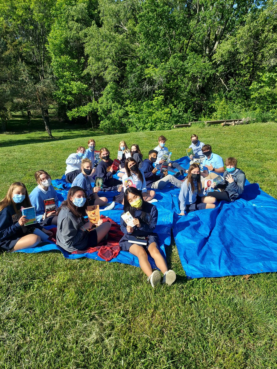 sta_ingram's tweet photo. Honors World History students took their AP test on Monday so today we turned off our screens, checked out books from the library and went outside to read and enjoy the beautiful day! @STAsaints https://t.co/l9BiJEojA5