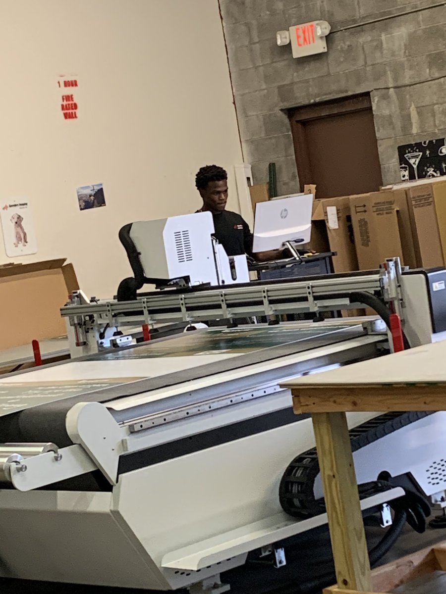 Graduation season in full effect!  Checkout the board!  🧑🏽‍🎓🧑🏾‍🎓🧑🏽‍🎓🎉. Congratulations 2021 Graduates!