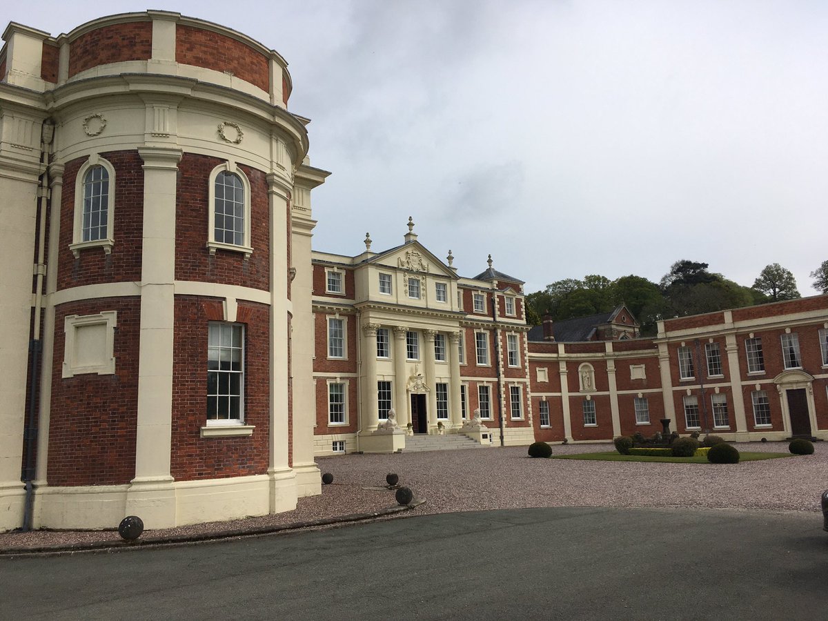 sladenalf's tweet image. Out and about with work and fortunate enough to be in the same location as this stunning Hall. #WeAreOs #HawkstoneHall