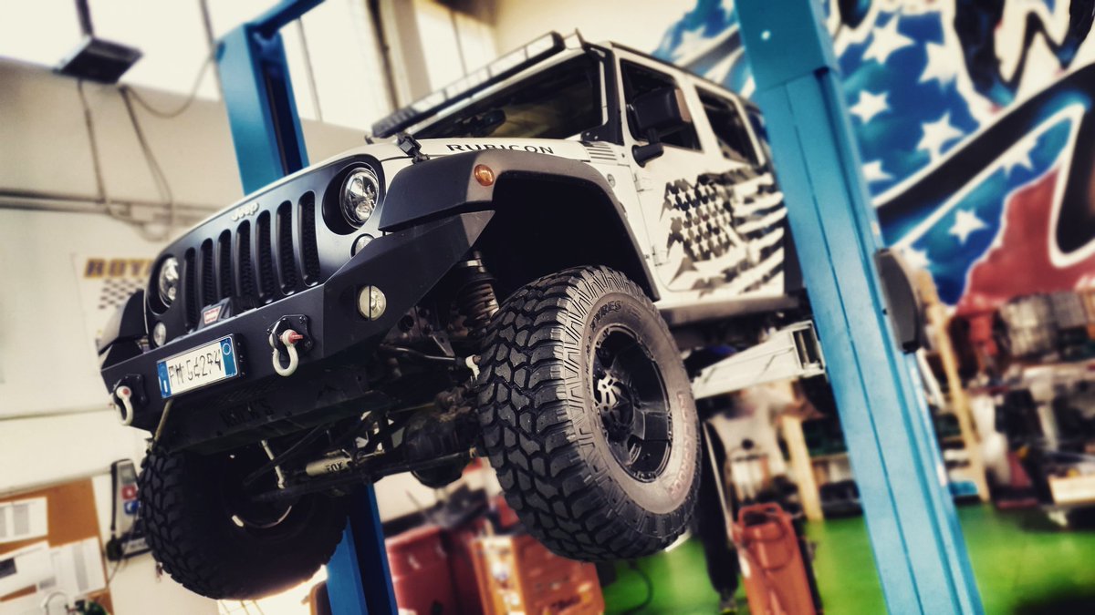 American Wild Wheels Headquarter 🇮🇹

Another Day.. Abother Rig..🔥

americanwildwheels.com🔹Preparazione, Restauri 🔹Accessori, Ricambi 🔹Importazione Auto Americane
🔹 Preparazioni Omologabili

#jeep #jeepwrangler#jeepjk #warzone #jeepbeef #jeeplife#jeepadventures #rocks