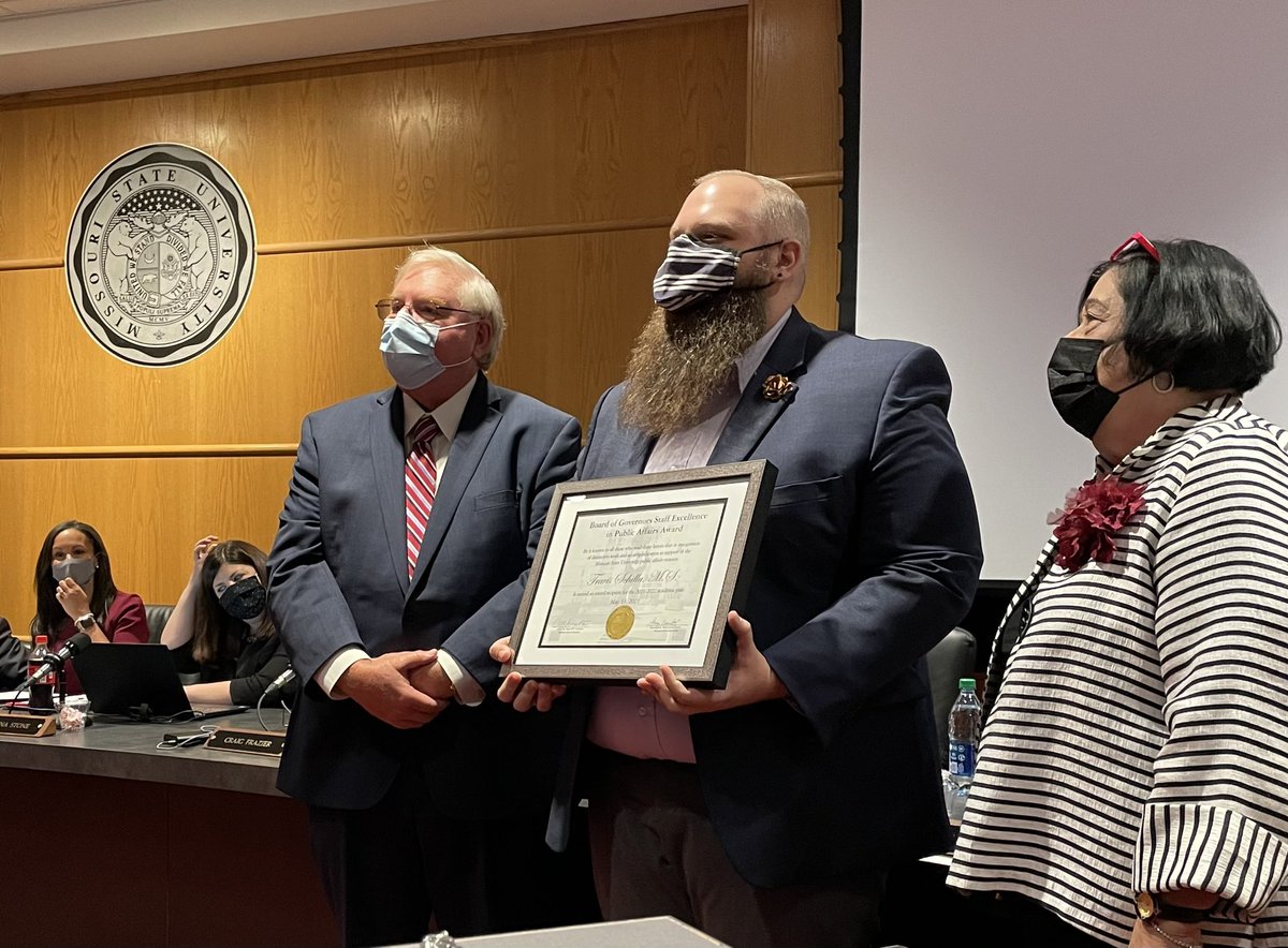 Dee Siscoe tweet media