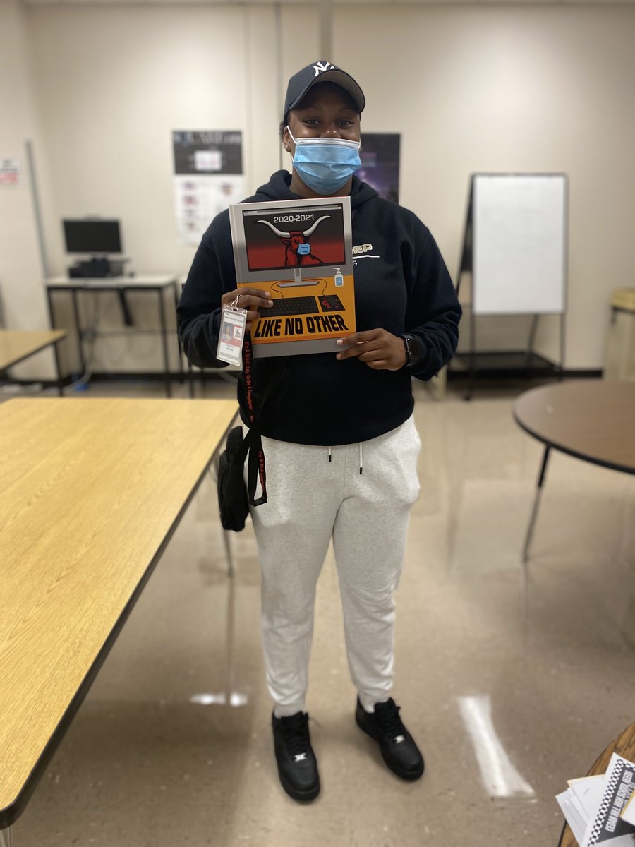 Cedar Hill High School Press tweet media