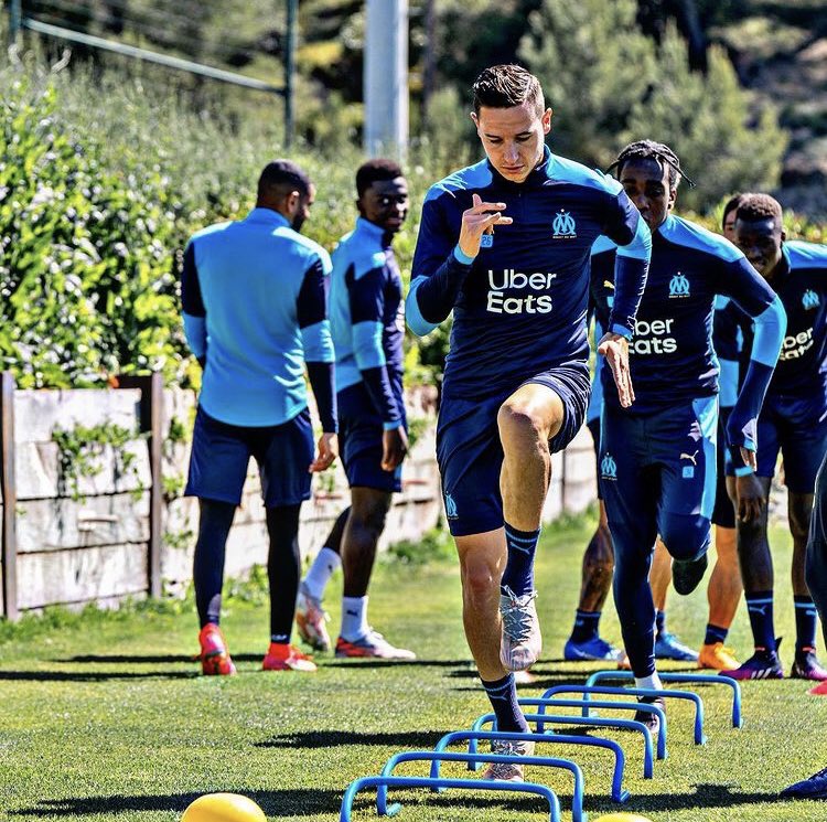 flothauvinfan26's tweet photo. Flo à l’entraînement aujourd’hui
@FlorianThauvin @OM_Officiel
#florianthauvin #flotov #ft26 #teamom #teamedf #teamthauvin #equipedefrance #olympiquedemarseille #football #athlete #marseille #ligue1 #stadevelodrome #droitaubut #fierdetrebleus https://t.co/rCnMuHwLkN