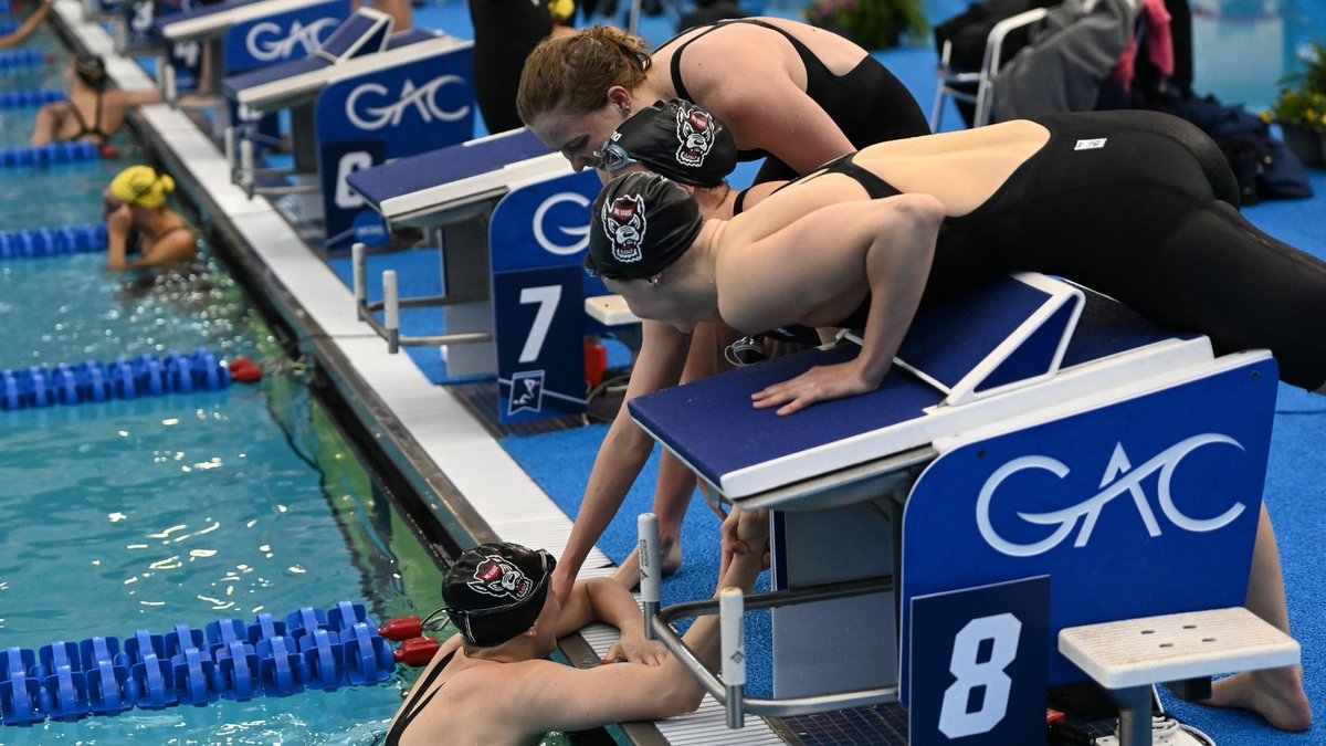 packswimdive's tweet photo. They brought us our first women's swimming title in program history, and did it in NCAA record-setting fashion.

@_katpoop, @HanssonSophie, @kylee_alons and @juliapoole_ beyond deserving of Performance of the Year ❤️ https://t.co/n3Z3XCXI5G