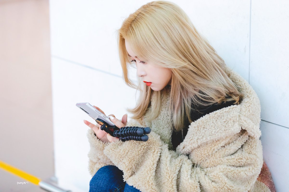 prettyyoung0514's tweet photo. 다영아 생일축하해!💓
#우주소녀 #WJSN #다영 #DAYOUNG
#HappyDAYOUNGDay
#오늘_임다영_탄신일 https://t.co/UsbkOmfI8O