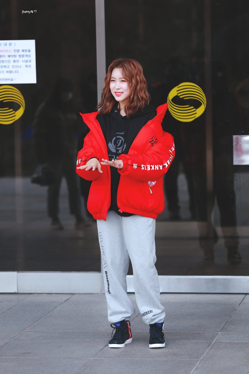 prettyyoung0514's tweet photo. #우주소녀 #WJSN #다영 #DAYOUNG
#HappyDAYOUNGDay
#오늘_임다영_탄신일 https://t.co/prBXJOiA26
