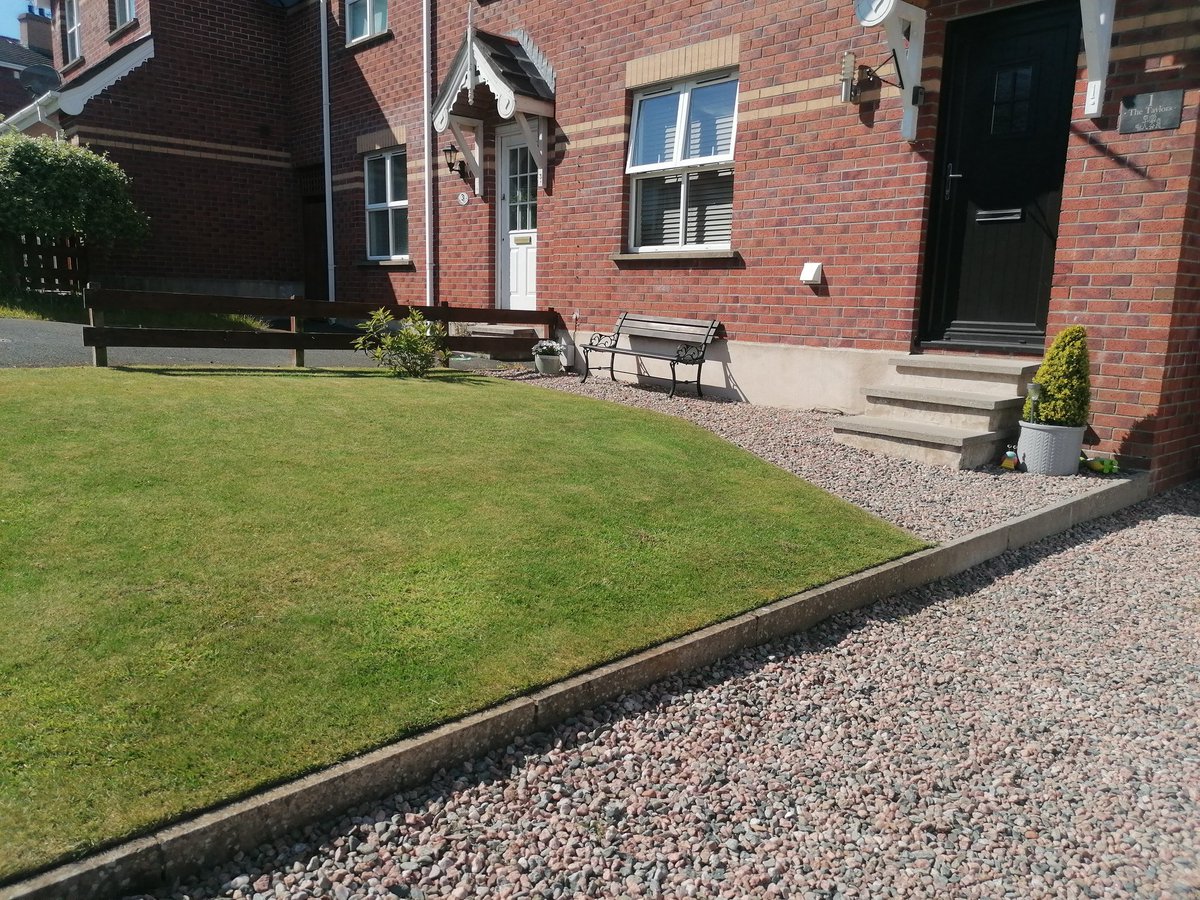beforeandmore's tweet photo. Where it all started to where it is all going....#Beforeandafter
O. Change of door
O. Lawn feed
O. Bench and fence painted
O. Blinds on windows
O. New stone https://t.co/6SO3a8vVv3