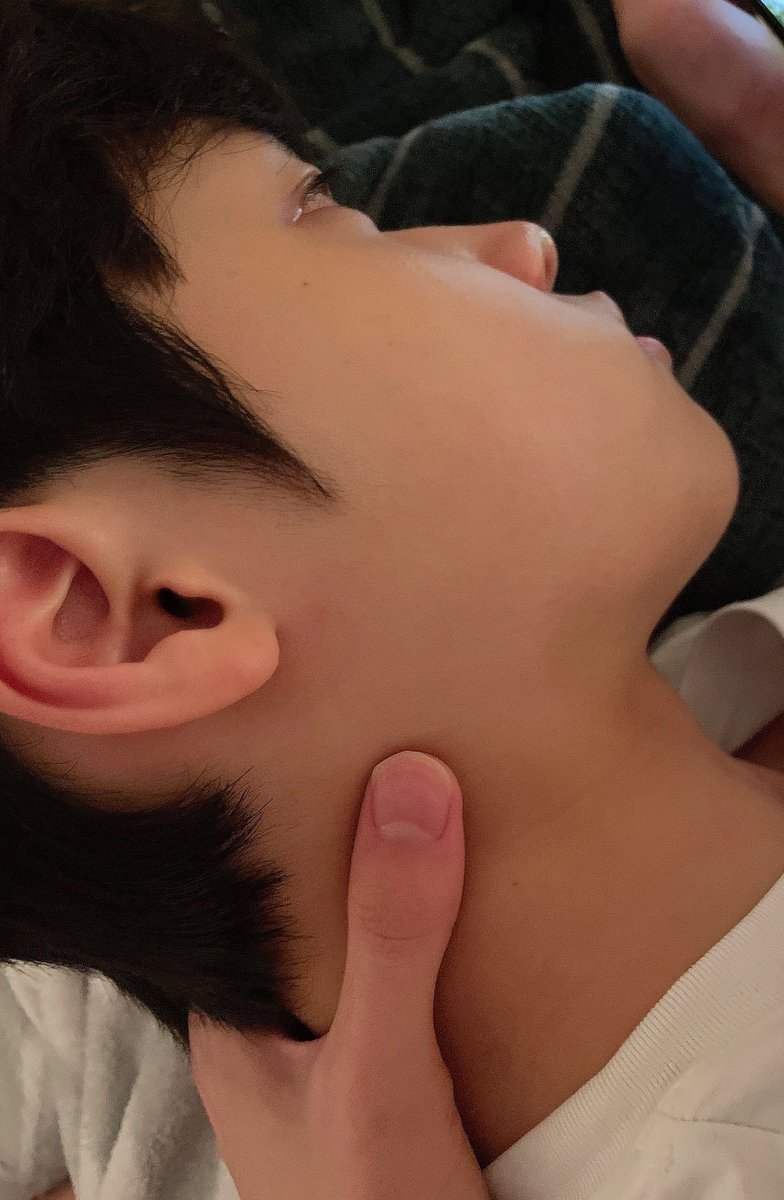 bbb_archive's tweet photo. 210514 Yubin Weverse Post

Dongpyo hyung customer that is recieving a massage cutely🥲

#MIRAE #미래소년 https://t.co/a7YulxTq6g