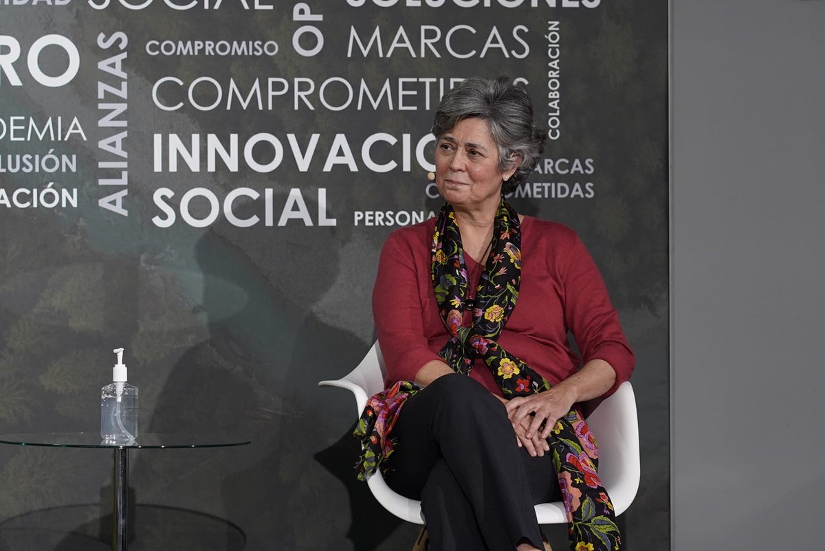 La innovación social y cómo encontrar soluciones a la exclusión en la era post-pandemia, son oportunidades para transformar la economía. Las empresas deben integrar la innovación social en su modelo de negocio. 
#TalksFortheFuture