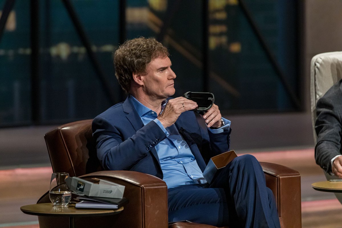 Wie schneidet das Cockpit System bei DIE HÖHLE DER LÖWEN 🦁<a href="/maschmeyer/">Carsten Maschmeyer</a> ab? Schalte Montag um 20:15 Uhr Die Höhle der Löwen auf VOX ein 📺 es wird spannend🔥 Bild: TVNOW / Bernd-Michael Maurer
#sminno #smart #innovation #CESAcruiseS #CruiseUp #dhdl #diehöhlederlöwen #tv  #vox