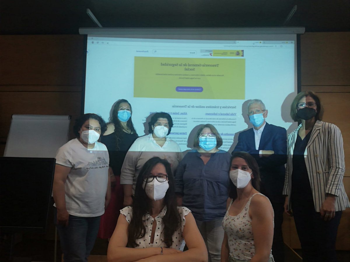 PEHSevilla's tweet photo. Hoy miembros de la Plataforma fuimos recibidos en la Tesorería General de la Seguridad Social de la Dirección Provincial de Sevilla, para participar de una reunión informativa de presentación del nuevo portal IMPORT@SS, herramientas de importancia para el empleo del hogar. https://t.co/AtZodDo0i6