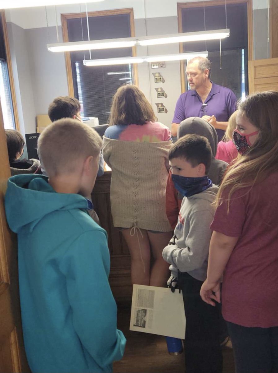 CIScards345's tweet photo. CIS students enjoyed learning about Henry County history at the Henry County Courthouse &amp; our wonderful Museum. #CISReadySetReturn  #Community https://t.co/4VKGsxJ52u