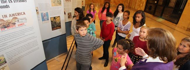 Welcome to the newest <a href="/OhioDLA/">Ohio Distance Learning Association</a> member,  <a href="/ClevelandFed/">Cleveland Fed</a>! Check out their  free field trips and classroom activities on personal finance, economics, and history aligned with education standards. Learn more: buff.ly/3tHAsJP