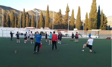 AtcoPadul's tweet photo. Gracias a Cuerpo técnico, jugadores, familiares y afición por estar ahí siempre en el peor año posible para el fútbol modesto. https://t.co/52EPDhgPCz
