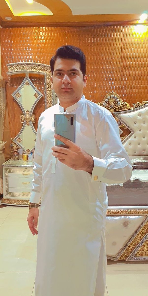 ADNANIR82645991's tweet image. Nice brother ❤💕عید مبارک 🌙
#Eid2K21 @ZeshanMalick