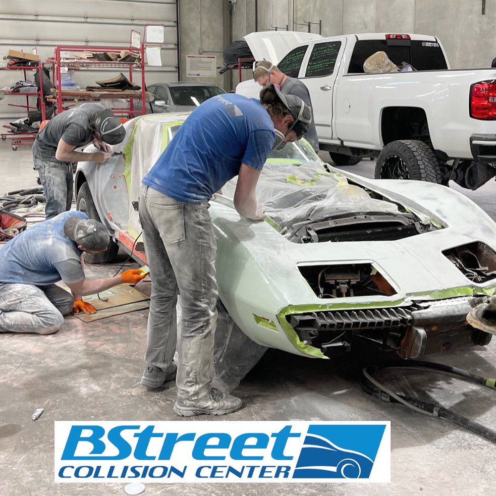 BStreetOmaha's tweet photo. We’re all about team work here at B Street. 

https://t.co/Z9BUctOXwD https://t.co/0yFx6AQf5q