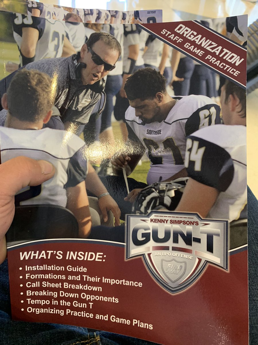 CoachKoehring's tweet photo. Excited to dive in and learn more about the system @fbcoachsimpson has developed. I love this offense and can’t wait to learn all the intricacies of it. Thank you for sharing your knowledge coach! #footballguy #guntrpo #spreadoption https://t.co/AA3DT4y3ft