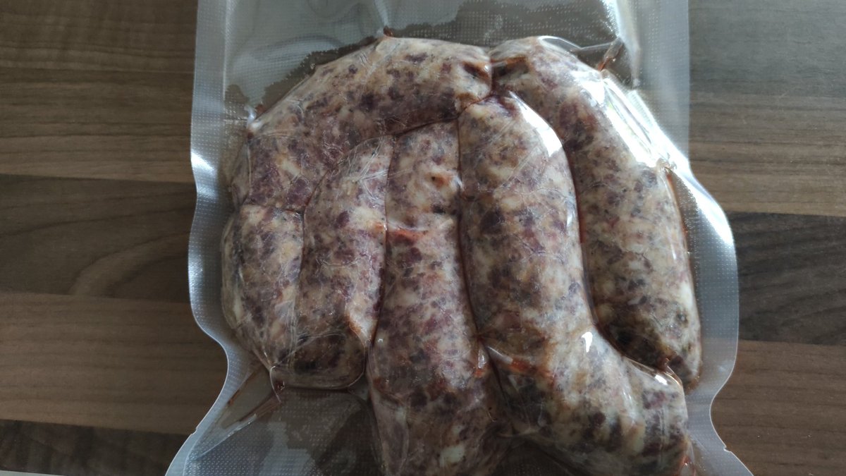 Look at these bad boys, spicy BBQ Venison Sausage made today as well as Toffee Apple Venison Sausage, guess what I am having for dinner? 😁