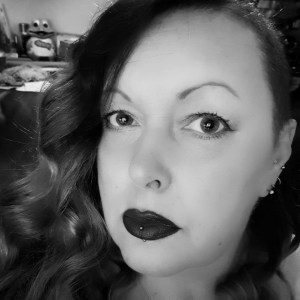 erb_radio's tweet photo. Hear sizzling new releases on #TheHotRockShow with Claire from 20:00 on @EmergingRock Bands Radio. On tonight's show: @HBWBand @wearewrex @prettyfragile @BOOOfficial @InesVeraOrtiz @ThunderousJones @Broken_Links @tenysonmusic @twelveyearsband @ethyrfield https://t.co/hWlO2A0iQQ https://t.co/focTqBOChe