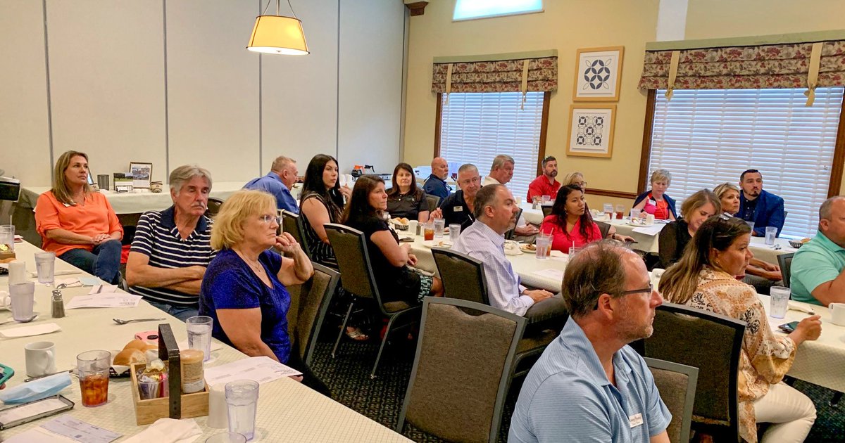 NextMarkSRQ's tweet photo. Social media matters! Next-Mark's Joe Grano &amp; Justin Mayfield recently spoke to members from CAI West FL and presented tips on social media best practices. Check out a few photos from the session below:

#SarasotaMarketing #SarasotaFlorida #SocialMediaManagement #SarasotaSmal ... https://t.co/XWvyiuA9n9