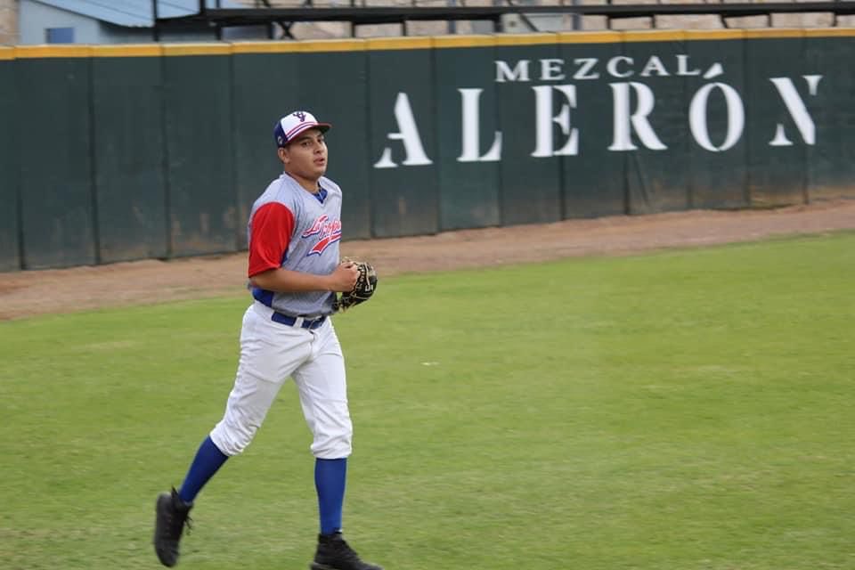 Ayer debutó Hendrick Briones para los <a href="/GeneralesdDgo/">Generales de Durango</a> y justo como Alerón, Hendrick es nativo de nuestro hermoso Durango! 🎉🇲🇽
Vamos por todo! #esteesnuestroaño 
#TeamAleron siempre apoyando #LoMejorDeMexico