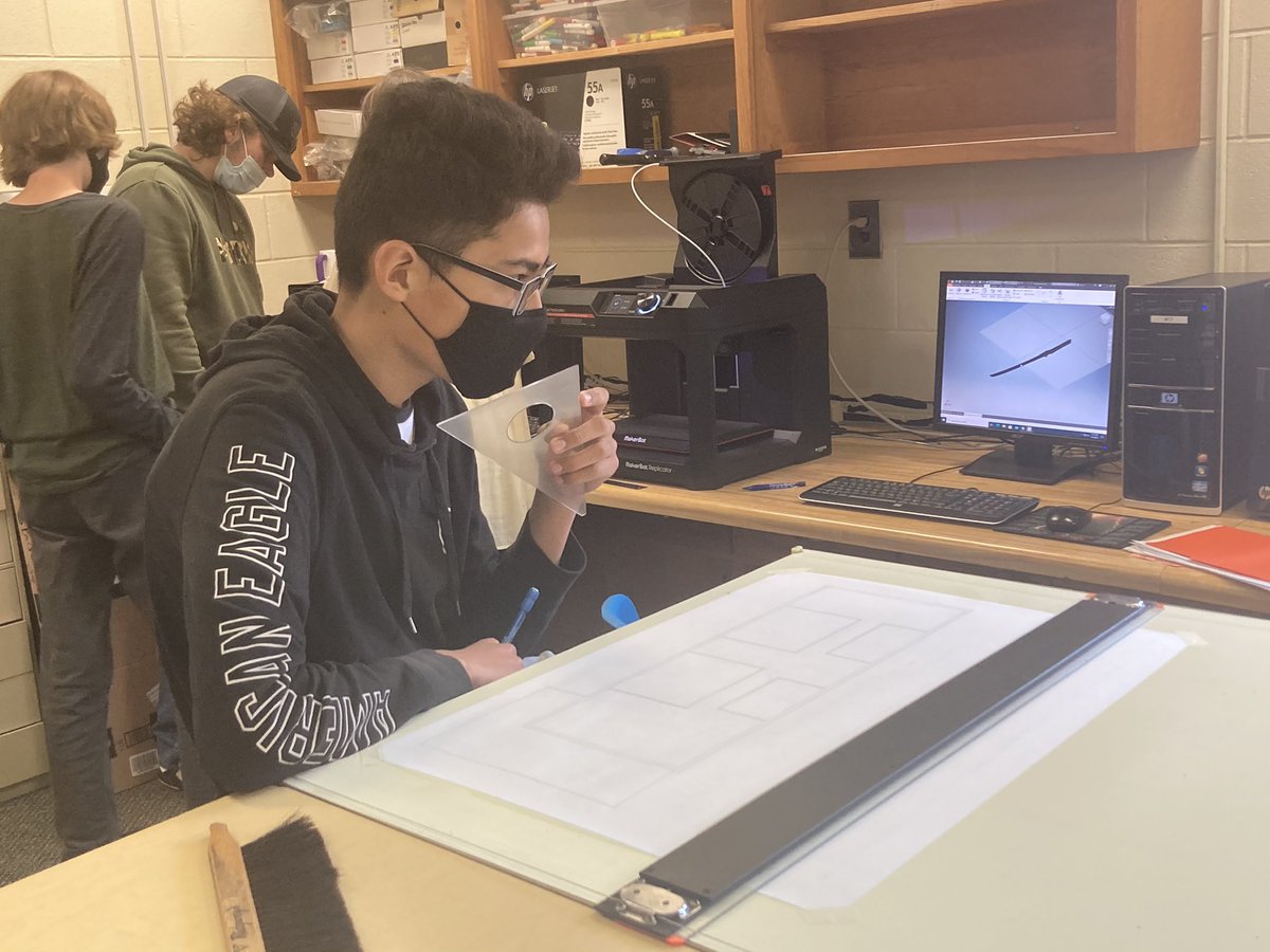JandJSorrells's tweet photo. I am constantly amazed at the talent of our students! Drafting 1 students are already designing cars and houses and TVs and snare drums! #wow #CTEeducation #TCSyes #BrevardHS #3dprinter https://t.co/cSpzUH3mpP