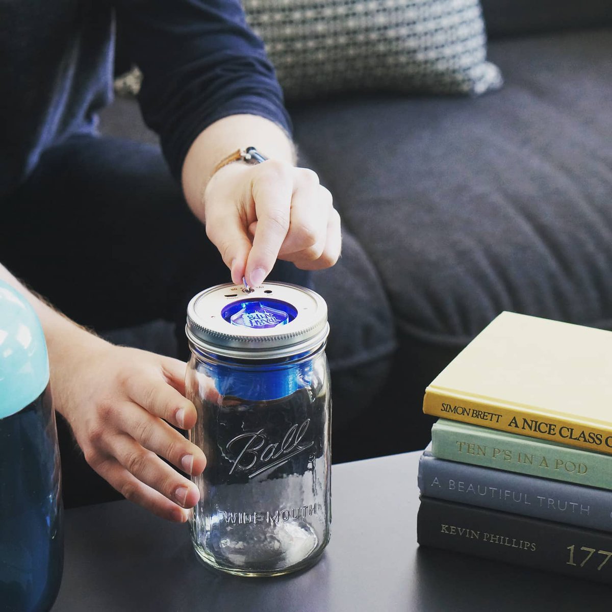 TrashAmps's tweet photo. Flip the switch and play your favorite song on this Bluetooth Jar Speaker! We could all use some more music in our lives! Tap to shop or visit our website https://t.co/W51jYGmlBK

#switch #handmodel #handmade #madeinusa #music #giftidea #corporatebranding https://t.co/oR3gNrKgP9