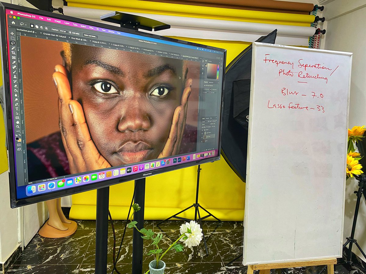 CreatrHaus's tweet photo. Apply for our 5 weeks practical intensive Graphic Design course and gain the knowledge to start a successful business with the skills acquired.
#graphicdesign #learn #creatrhaus #businessdevelopment #startups #creativehubs https://t.co/1d8u2DHUof