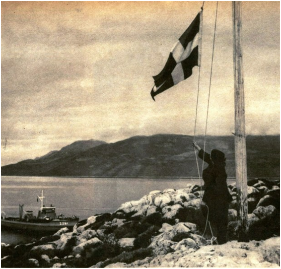 Σαν σήμερα έφυγε το 1982 μια εμβληματική μορφή. Η Δέσποινα Αχλαδιώτη, η #Κυρά_της_Ρω, προσέφερε εθνικές υπηρεσίες υψώνοντας τη Σημαία ανελλιπώς από το 1927. Είναι το σύμβολο που μας θυμίζει την #Ελλάδα στις εσχατιές του Αρχιπελάγους. Αποτίουμε φόρο τιμής στη μνήμη της.