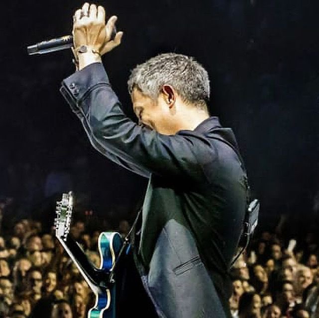 No te preocupes <a href="/AlejandroSanz/">Alejandro Sanz</a> que 2022 será fiesta para nosotrxs y lo celebraremos viviendo tu música como nunca ♥️🙌🏼
Tu rabia y tu tristeza es la nuestra, como lo es la fiesta de los sentidos que será #LaGira2022
#EsNuestroCompromiso
#ATuLadoEnCadaGolpe 💪❤️