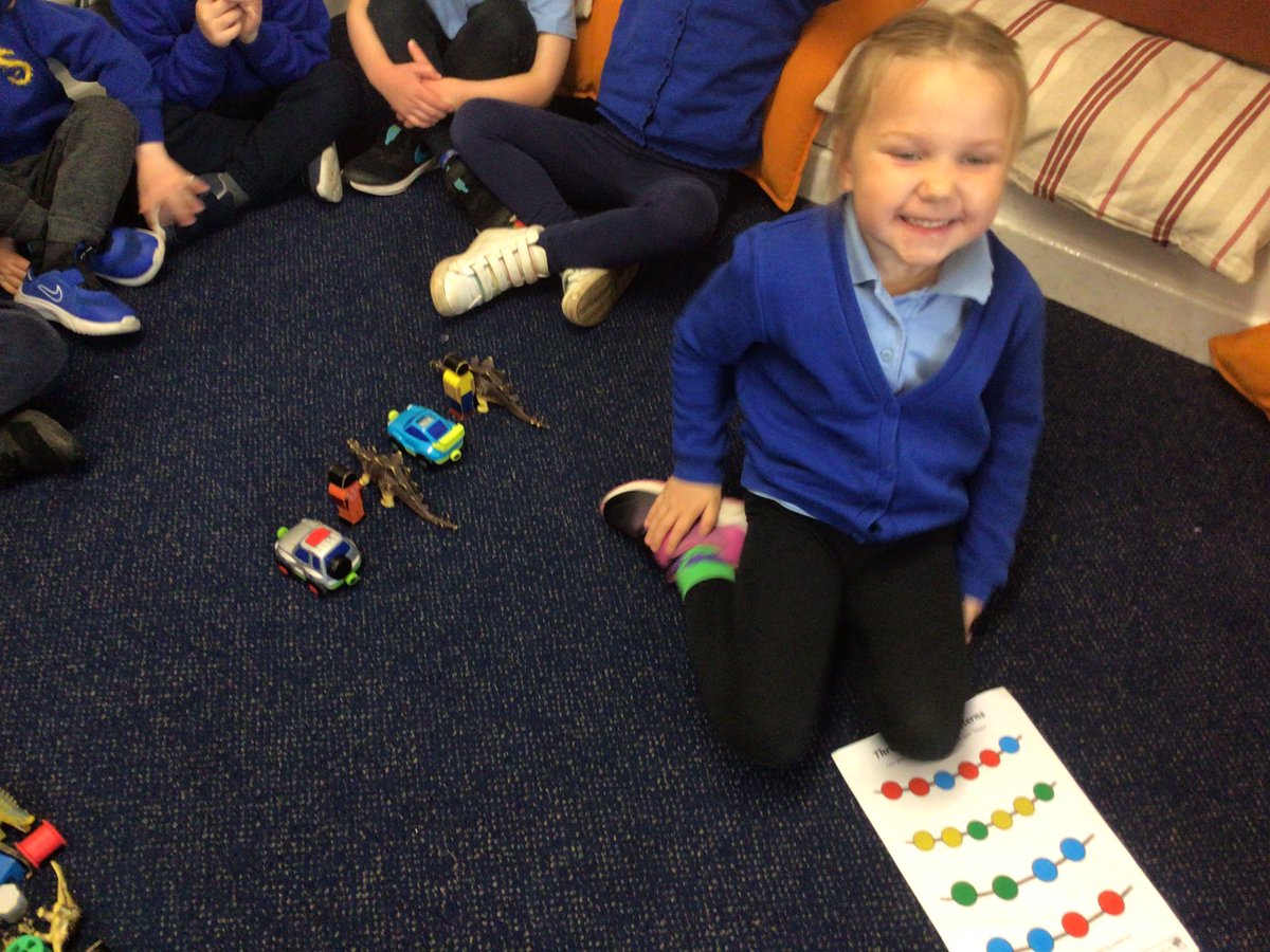 ShoresideNur's tweet photo. We’ve been learning about patterns in our key groups this week and today we made patterns using different objects from around the nursery. We were fabulous! #eyfs #maths @MissKnipeREMAT @Shoreside1234 @ShoresideRec @RainbowEduMAT @MrPowerREMAT @MissDavinREMAT https://t.co/UZTquIqd0l