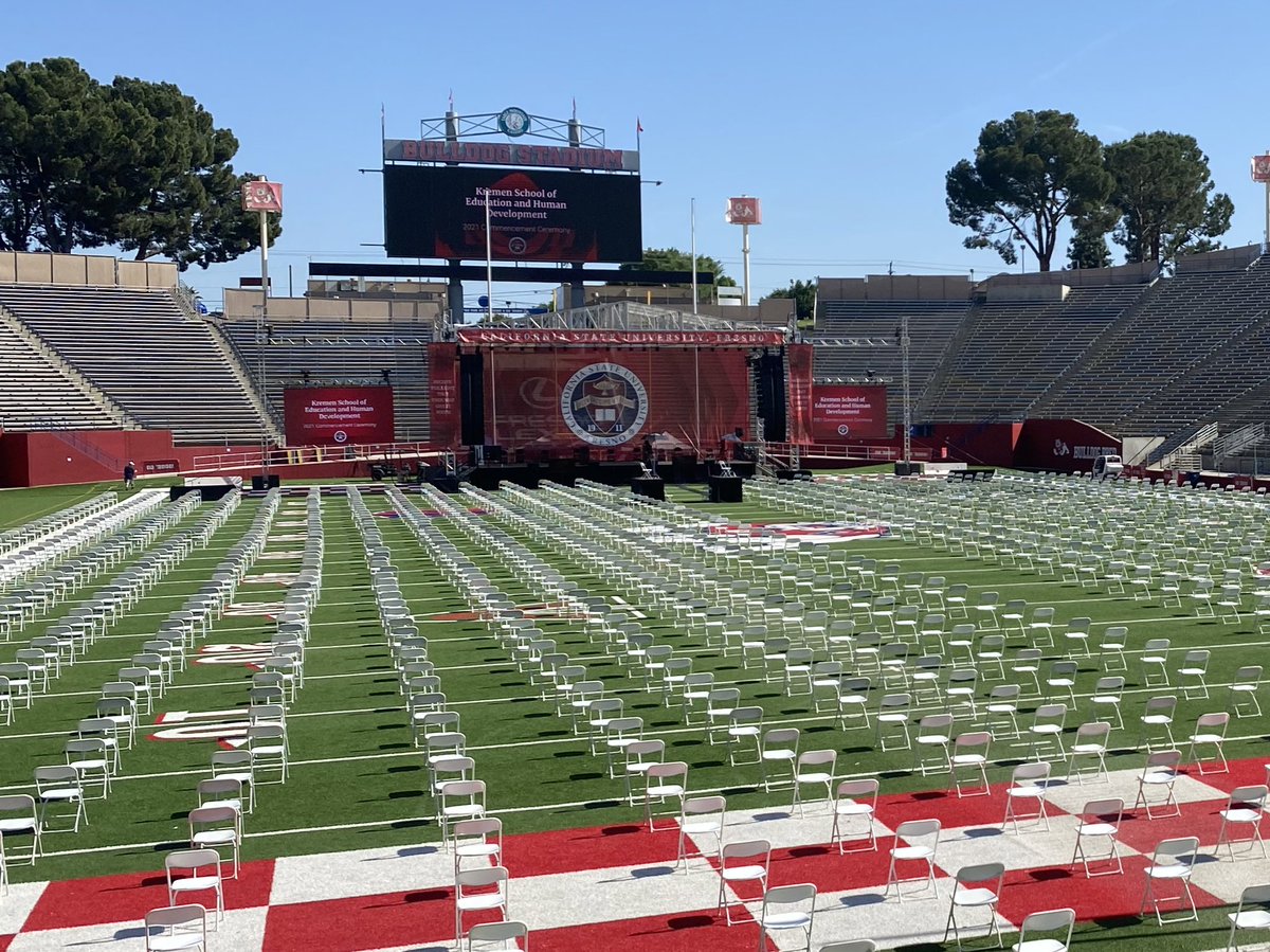 Looking good, Bulldog Stadium!  

It’s graduation szn 🎓🤩

#GoDogs | #PrideOfTheValley