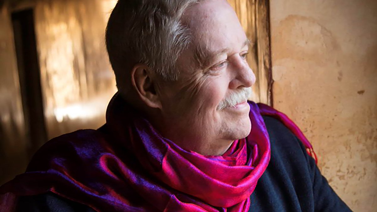DianeLaneyFitzp's tweet photo. "Love wouldn't be blind if the braille weren't so damned much fun."
~ Author @ArmisteadMaupin, who turns 77 today
#authorbirthday #HBTY https://t.co/dvtac75xWg