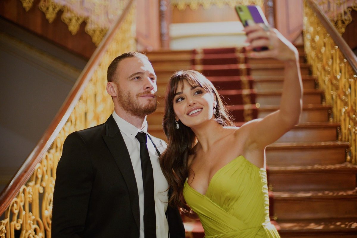 II. Sezon Teaser’ımız bu akşam yayında! 😍 Takipte kalın... 🎈 #SenÇalKapımı @FOXTurkiye