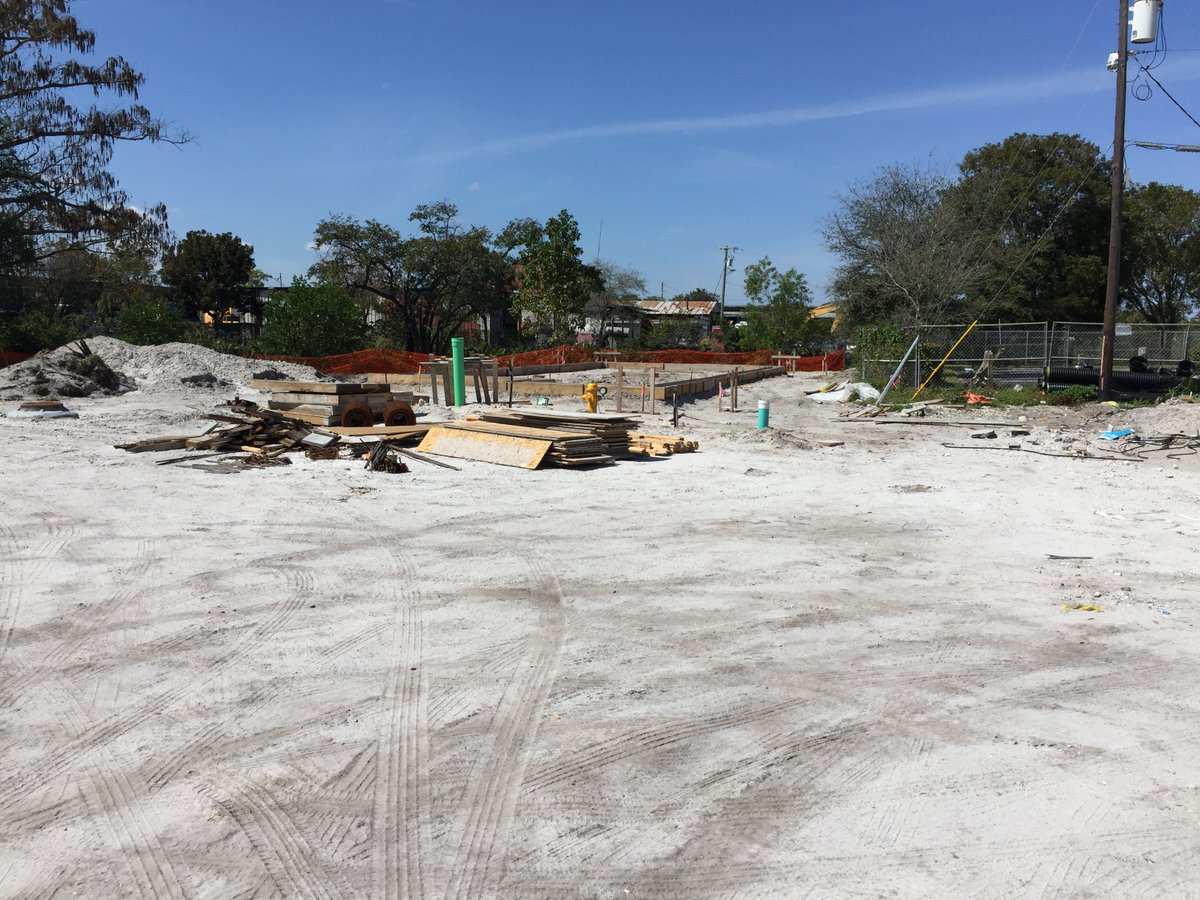 undercontrolac's tweet photo. New residential project in Fort Myers new #Construction  #airconditioning  #ductwork #Undercontrolac #HVAC https://t.co/TqoNn5yo4Q