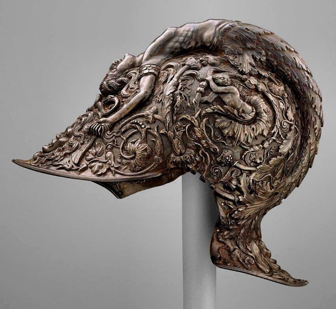 1543 yılın Filippo Negroli tarafından imal edilen bir miğfer. 

🏛Metropolitan Müzesi