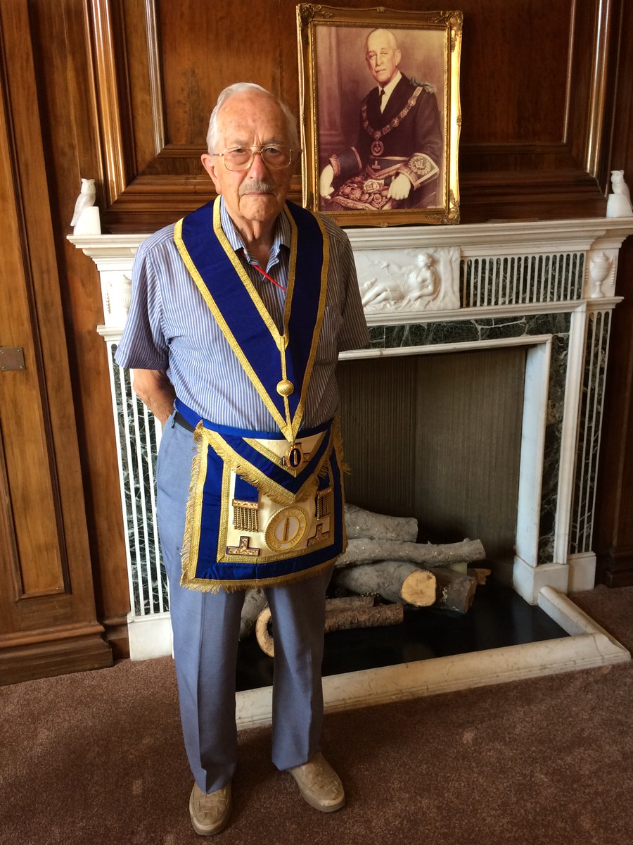 It is with deep sadness we announce that W.Bro Alfred George Lee PPJGW passed to the Grand Lodge above peacefully on 26th April 2021at the age of 94. One of life's characters who was always cheerful, sincere, helpful, an excellent Mentor and a true Freemason.