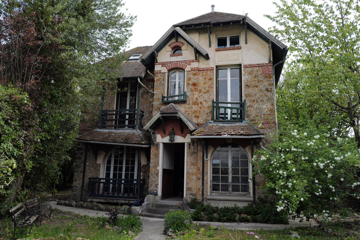 Poland wants to buy Marie Curie's vacation house in France