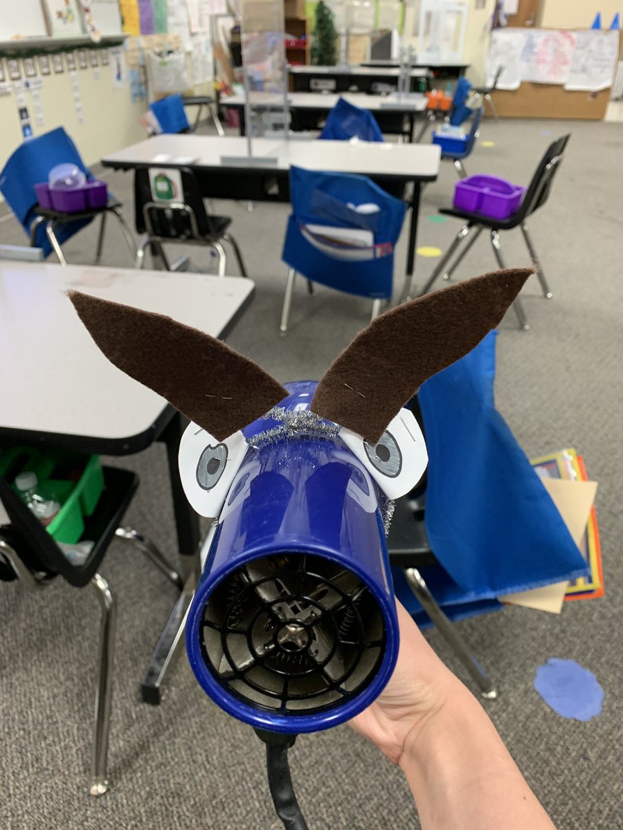 YourTeacherEmma's tweet photo. Do you think your house could withstand the power of the big bad wolf??? Our kids made some strong houses the 3 pigs would be proud of!!! #STEAMcreativity https://t.co/kjqAZewss7