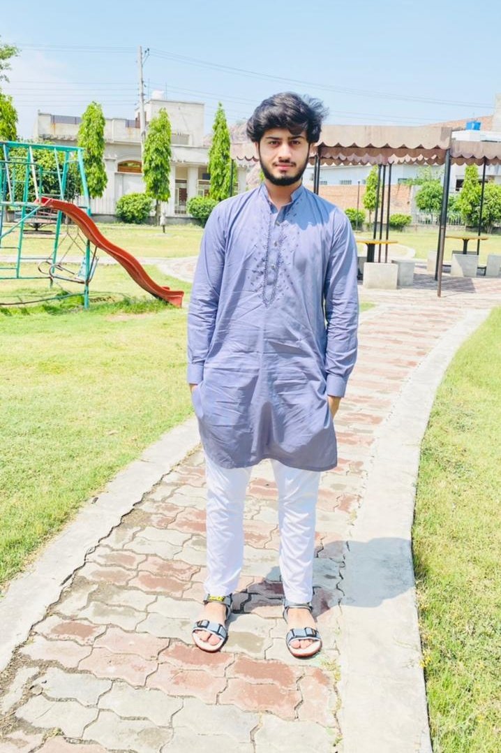 AllahkaBandahu's tweet photo. Eid mubarak aadeez friends💕
@RafazTweets @dipanwita025 @saif__aadeez  @Luqman_Leo16 @Fatima_Aadeez @AadeezKomal 
@Abjel_Aadeez @aadeez110 @sanjida_aadeez https://t.co/N45fKeFlgV
